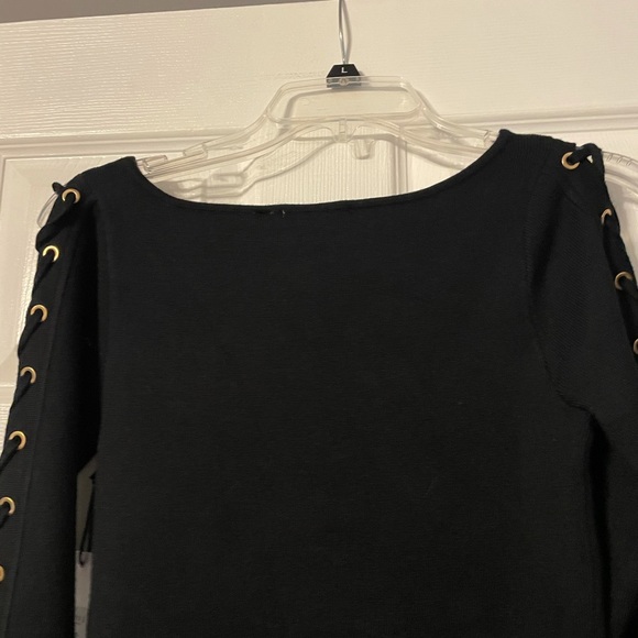 NWT Dex Lace Up Sleeved Sweater - Picture 9 of 12